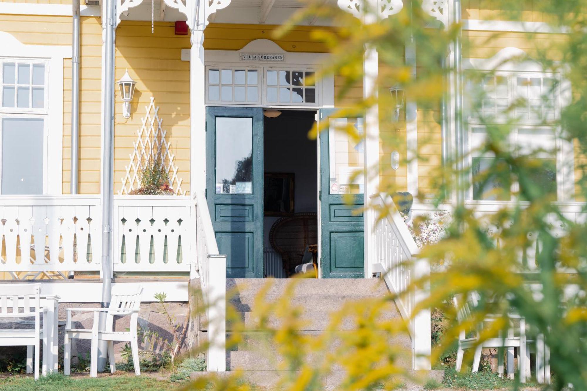 Stf Villa Soederasen B&B Röstånga Buitenkant foto