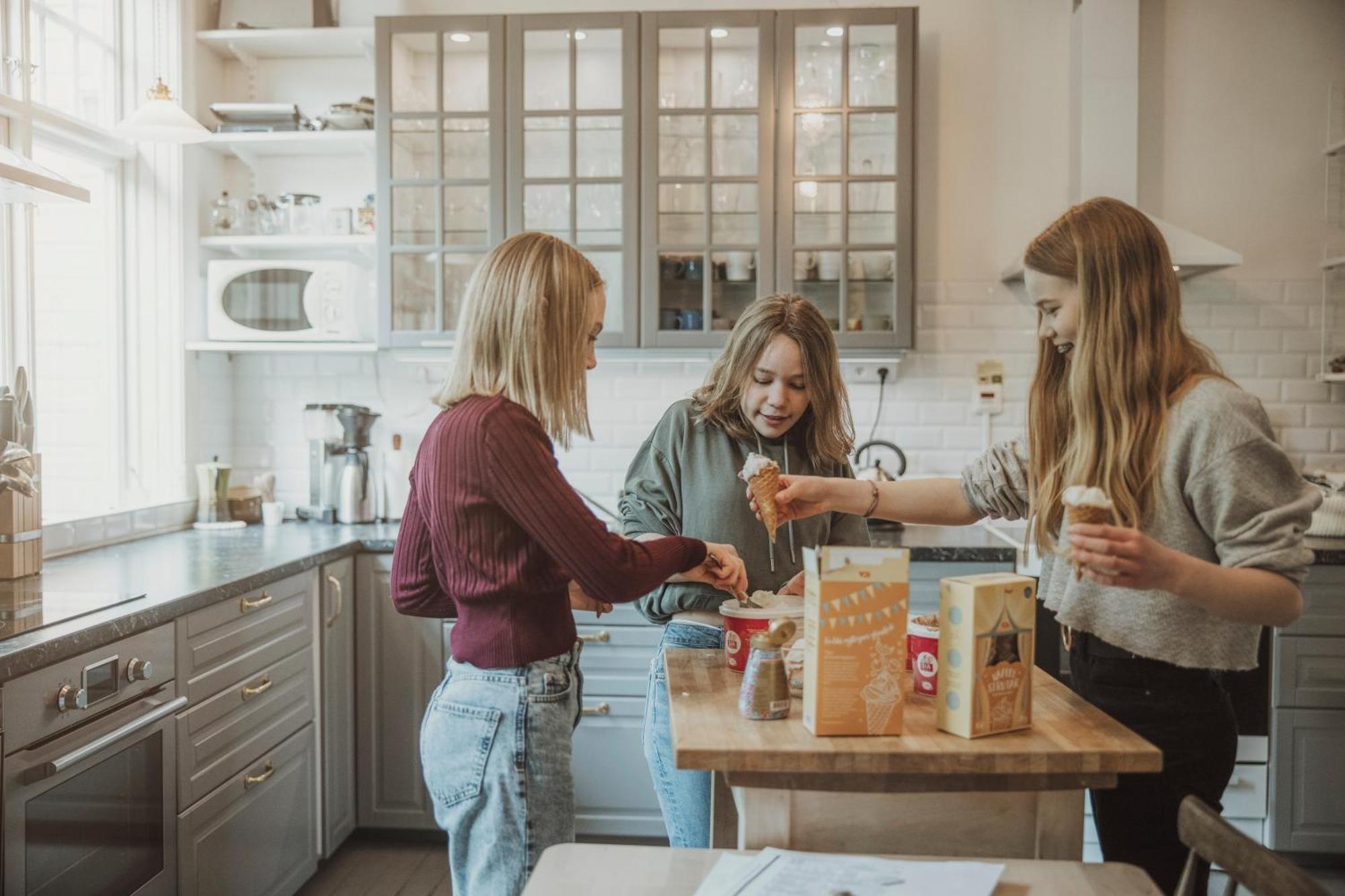 Stf Villa Soederasen B&B Röstånga Buitenkant foto